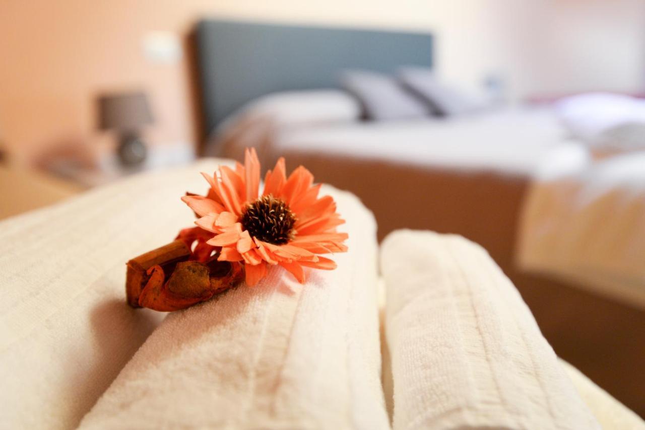 Casa Malaclà B&B Noto Ngoại thất bức ảnh