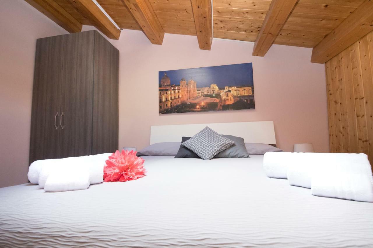 Casa Malaclà B&B Noto Ngoại thất bức ảnh