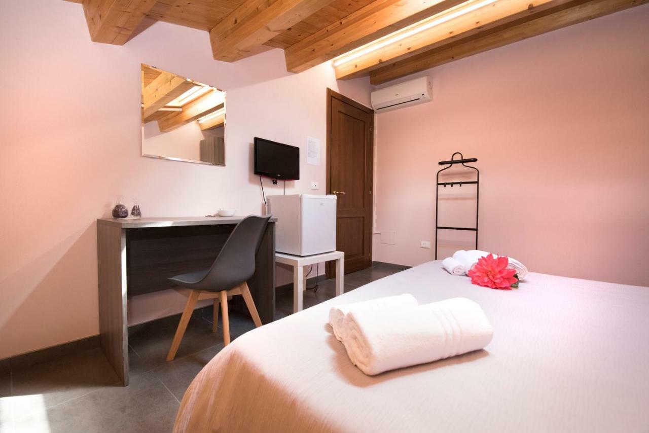 Casa Malaclà B&B Noto Ngoại thất bức ảnh